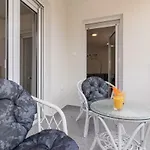 Mira Pula