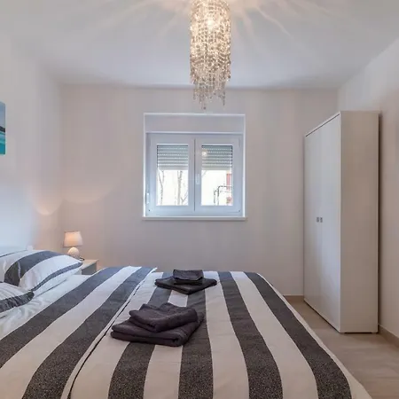 Pensjonat Mira 3*