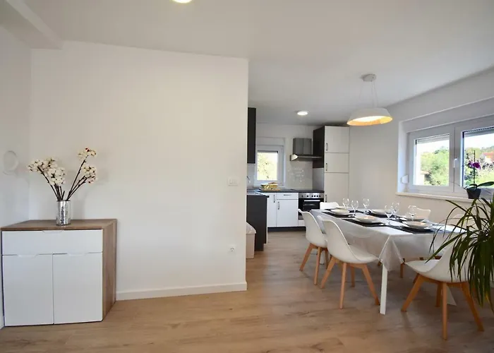 게스트하우스 Mira 3*