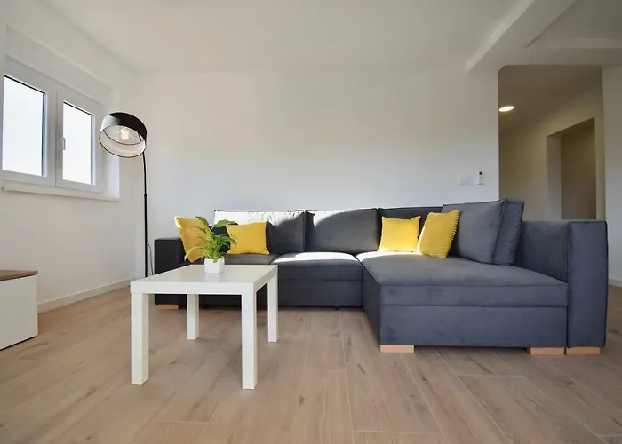 Mira 게스트하우스 풀라