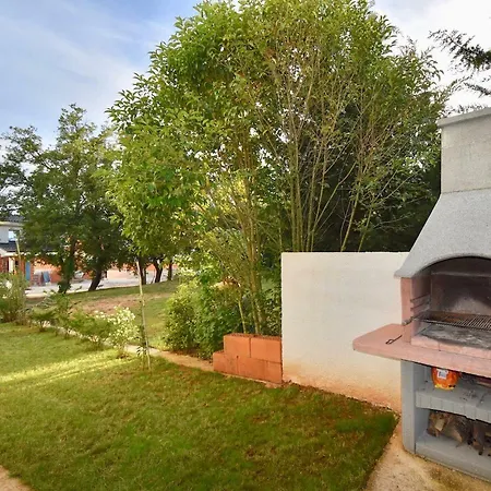 Mira Guest house Pula